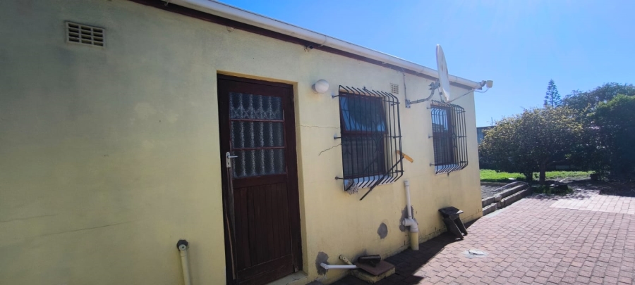 2 Bedroom Property for Sale in Lotus River Western Cape